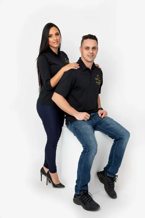 Founders Jennifer and Thiago Gouvea